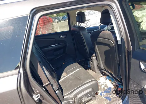 2017 Dodge Journey Gt Awd z USA, uszkodzony, nr VIN 3C4PDDEG9HT570612